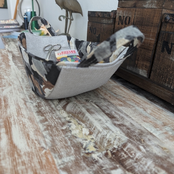 Hand Crafted Sling Basket, Gray, Black, Tan - Picture 4 of 6